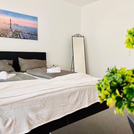 Idyllische Ferienwohnung Mit Balkon & Ausblick Arzbach Bagian luar foto