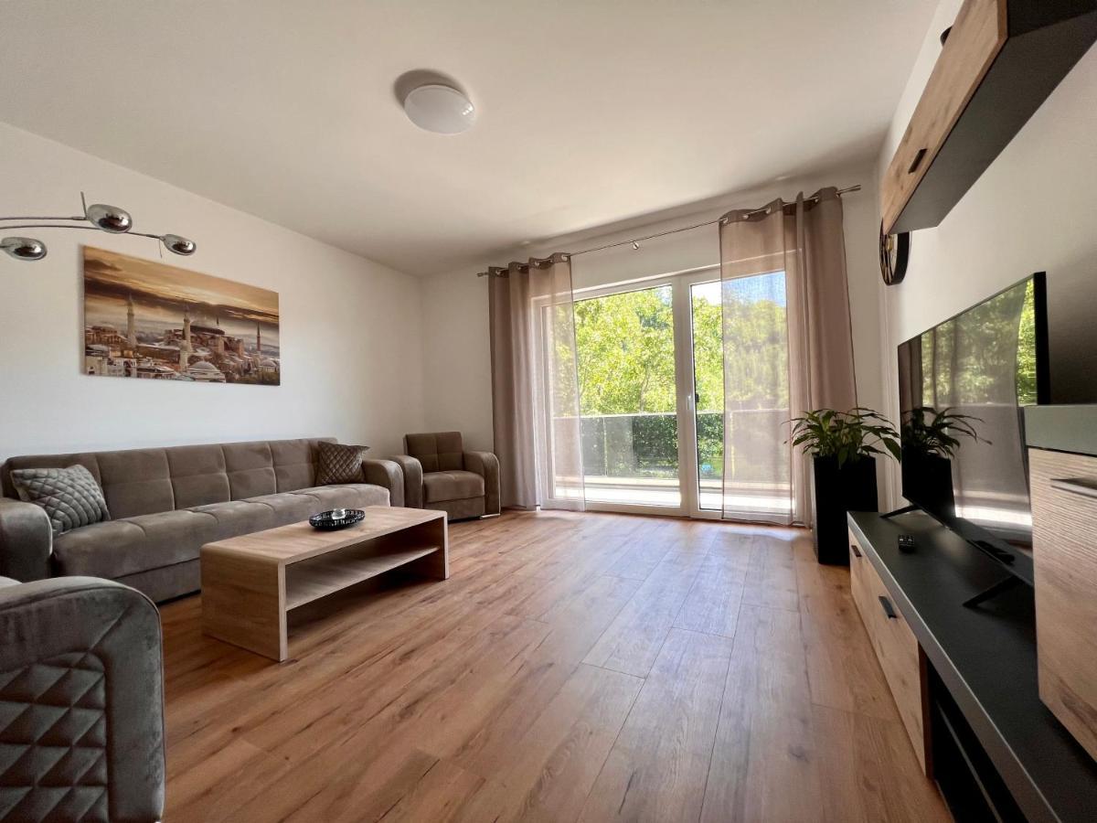 Idyllische Ferienwohnung Mit Balkon & Ausblick Arzbach Bagian luar foto